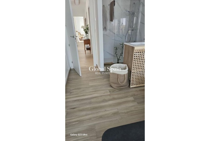 Resale - House -
ORIHUELA - Vistabella Golf