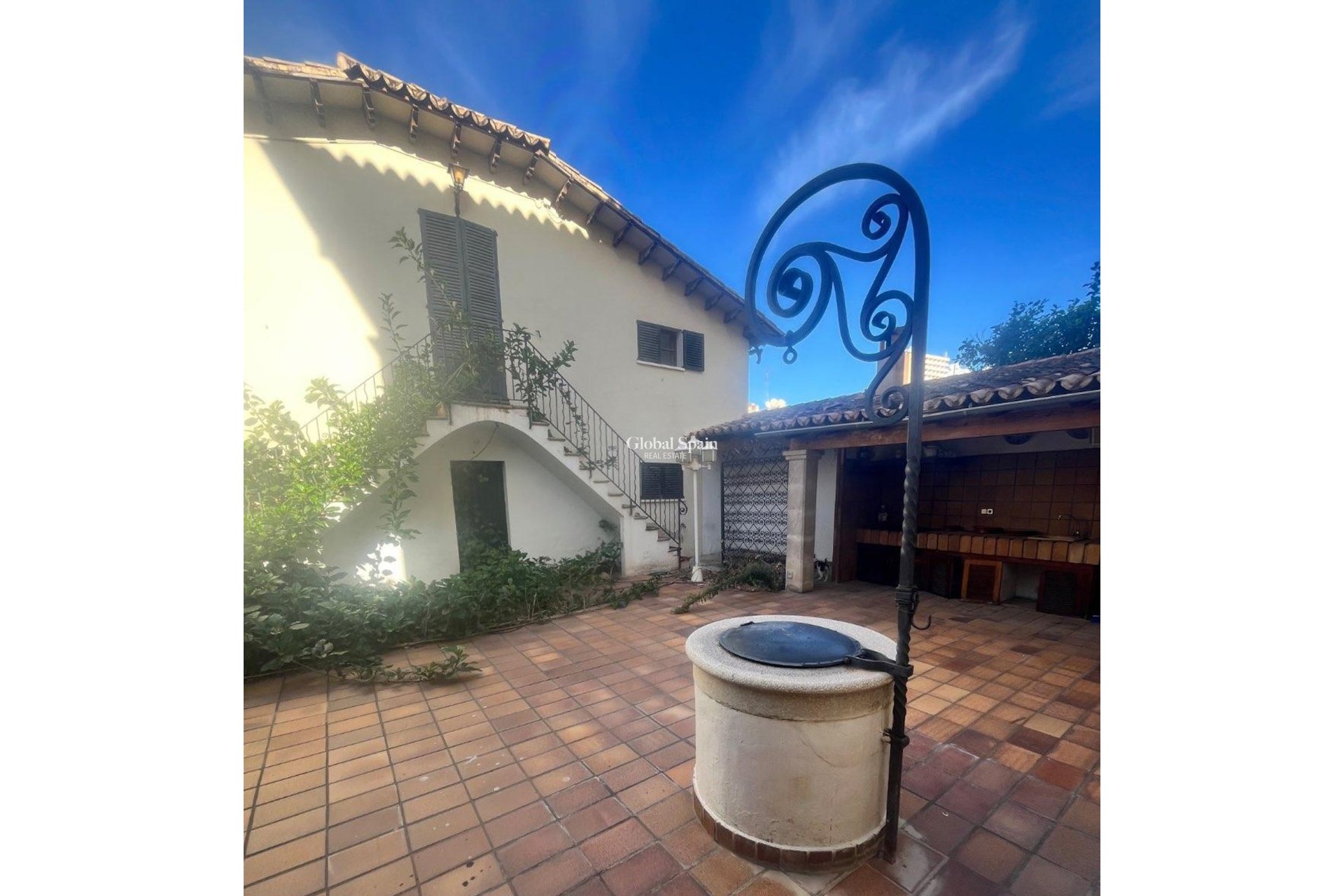 Resale - House -
Palma De Mallorca - optional location detail