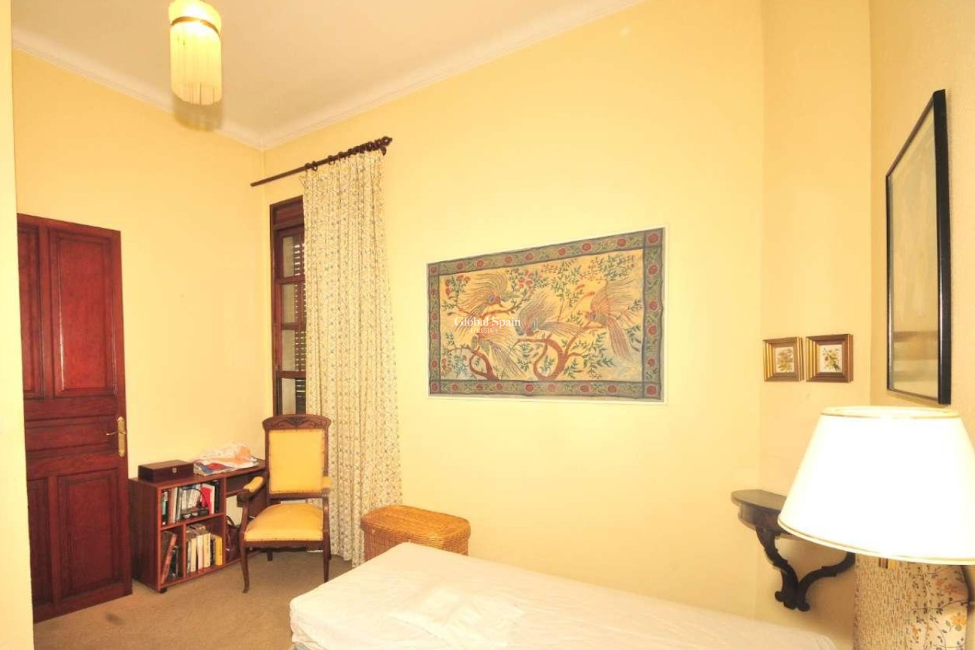 Resale - House -
Palma De Mallorca - optional location detail