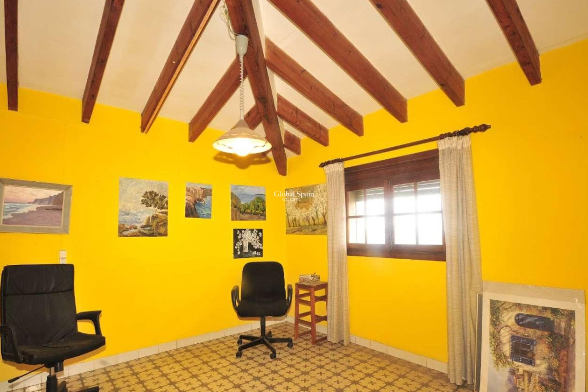 Resale - House -
Palma De Mallorca - optional location detail