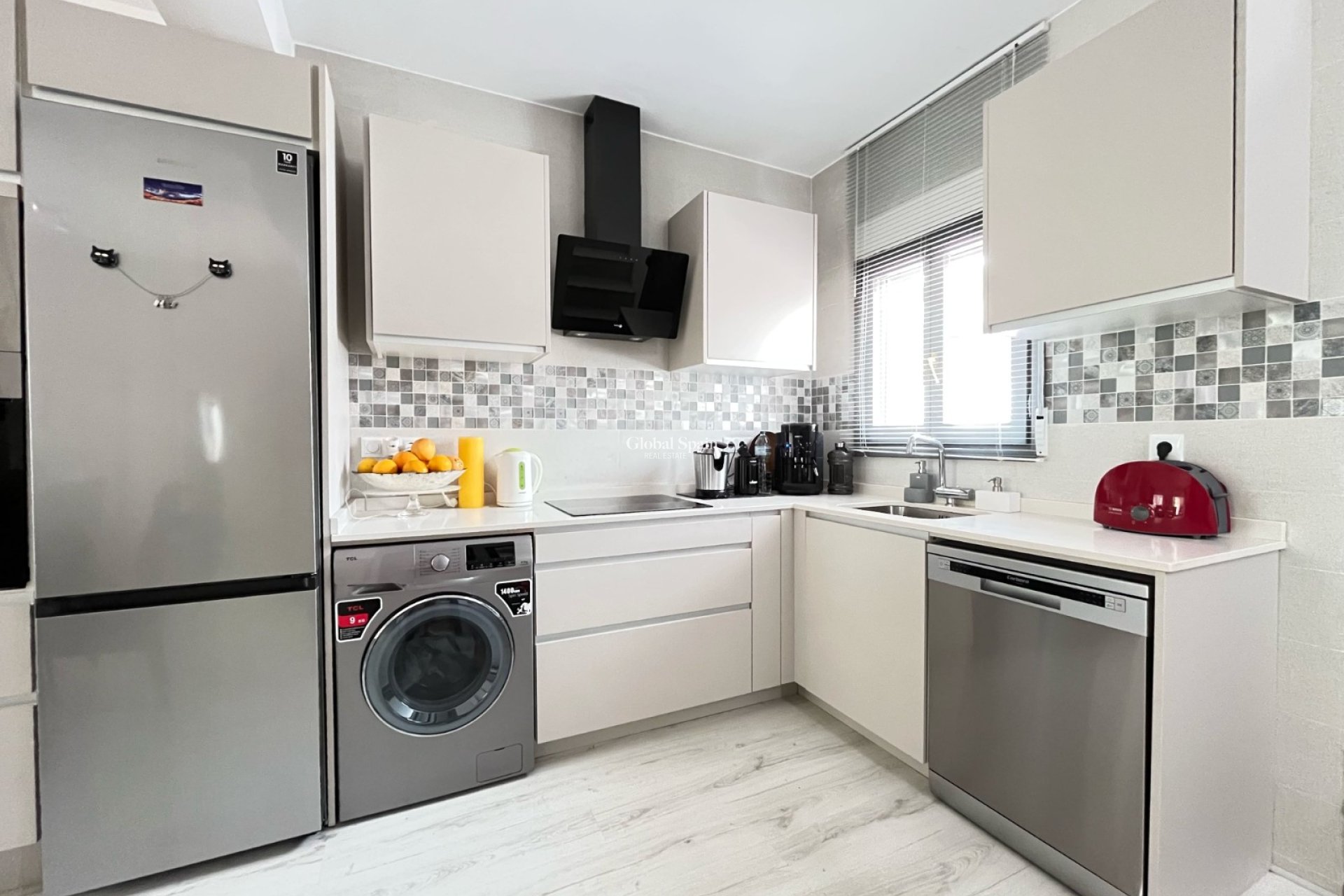 Resale - HOUSE -
PEDREGUER - Pedreguer