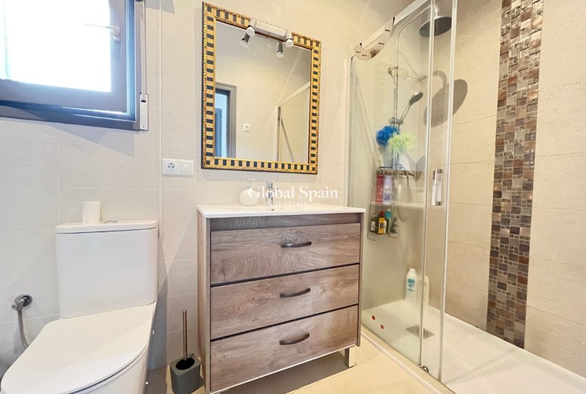 Resale - HOUSE -
PEDREGUER - Pedreguer