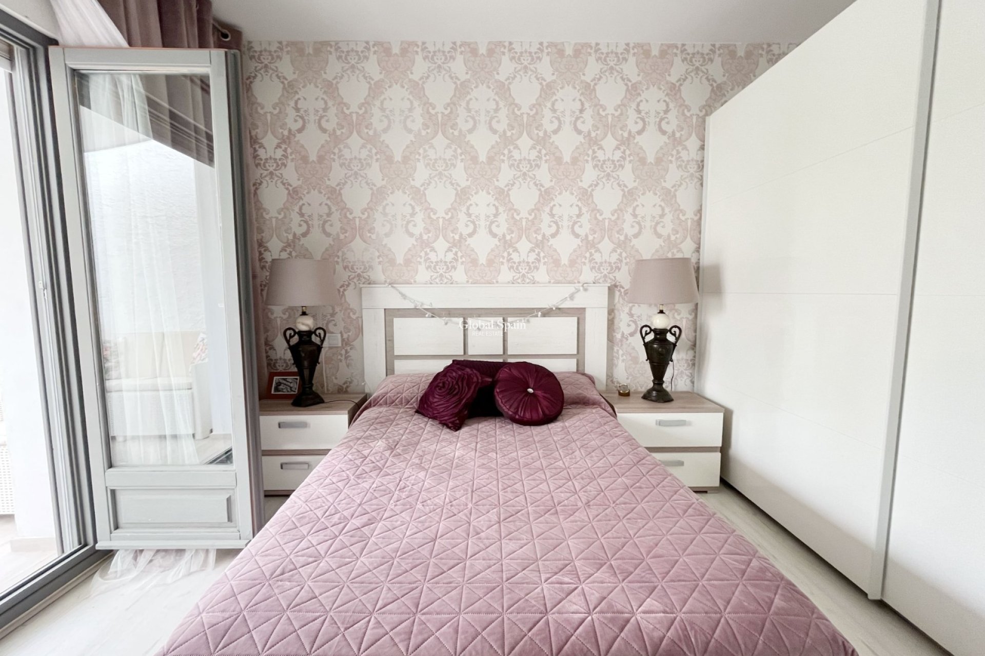 Resale - HOUSE -
PEDREGUER - Pedreguer