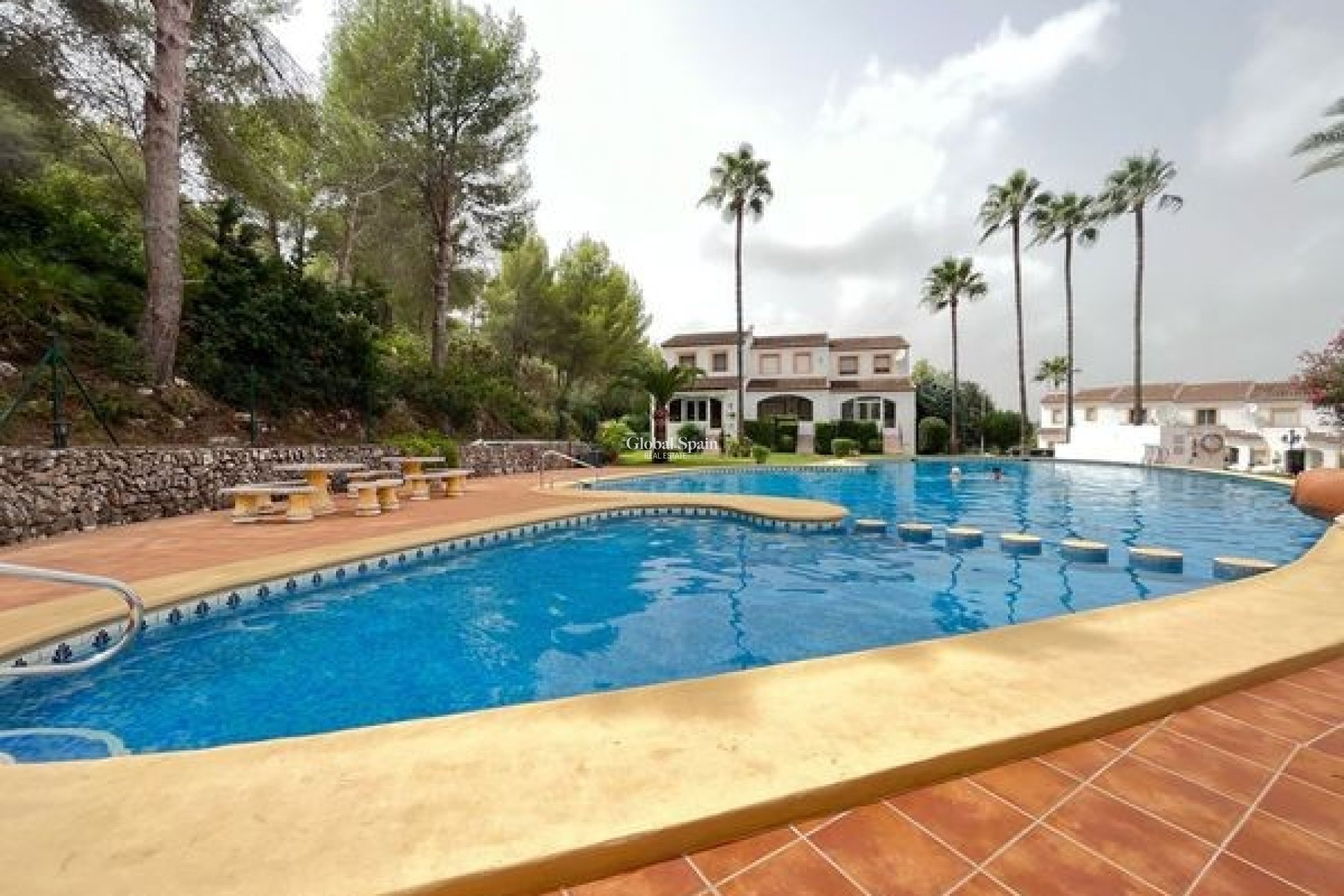 Resale - HOUSE -
PEDREGUER - Pedreguer