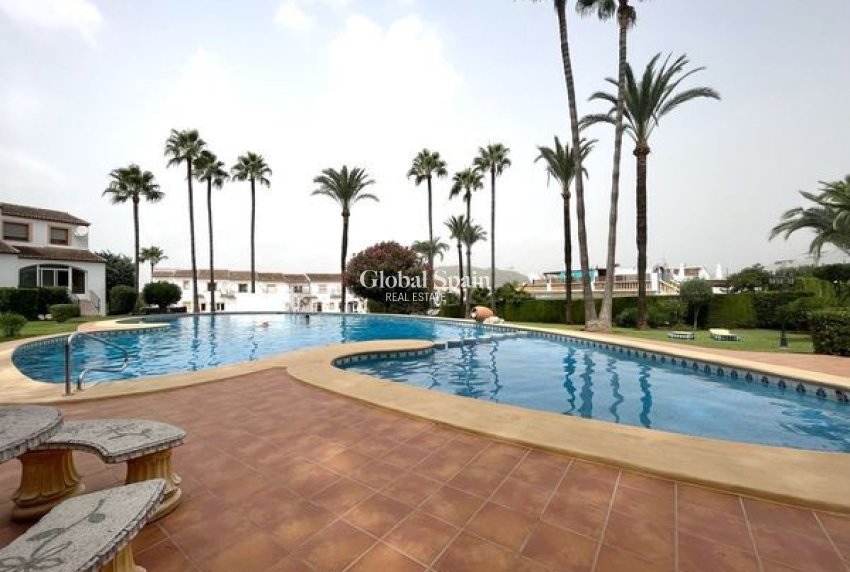 Resale - HOUSE -
PEDREGUER - Pedreguer