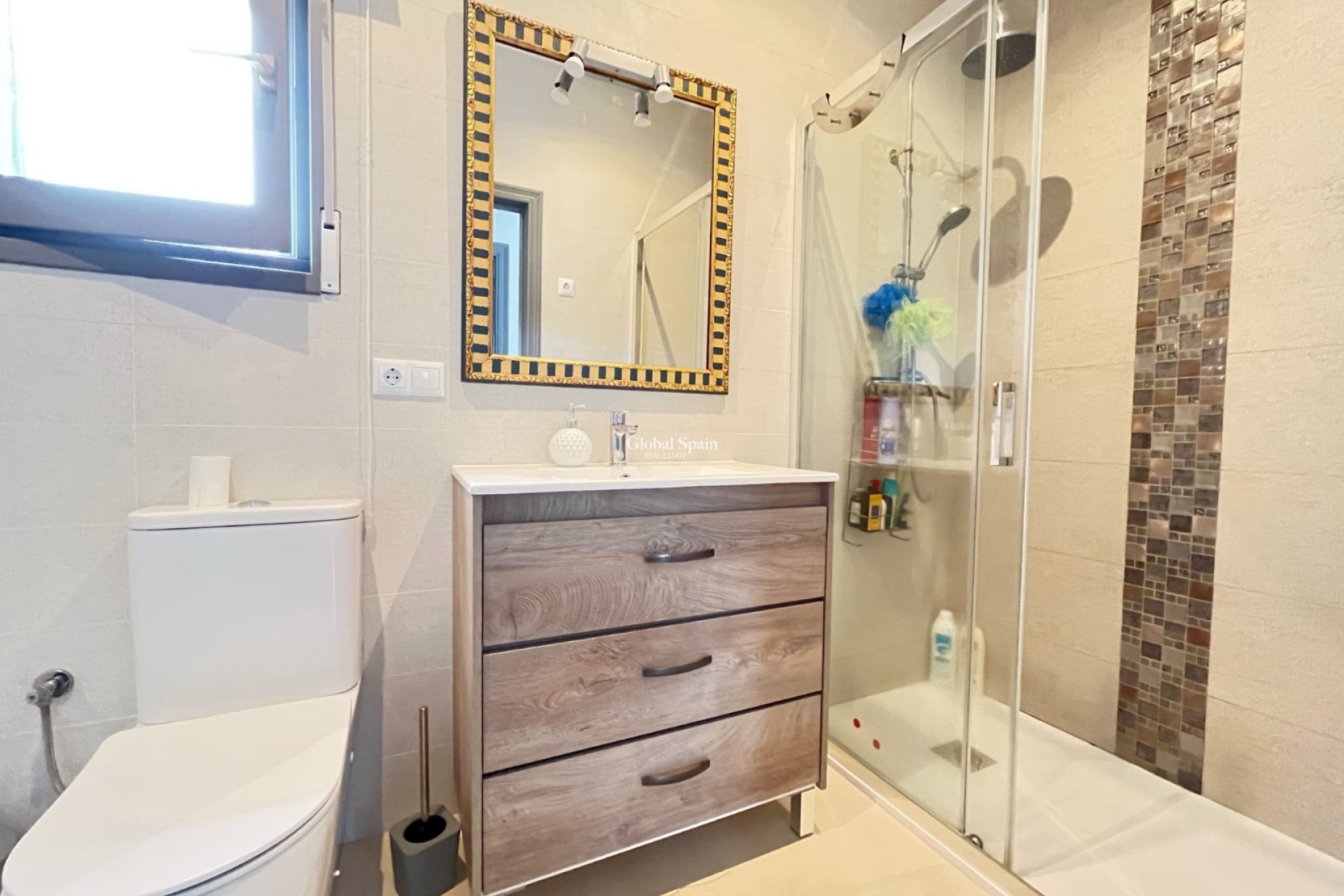 Resale - HOUSE -
Pedreguer