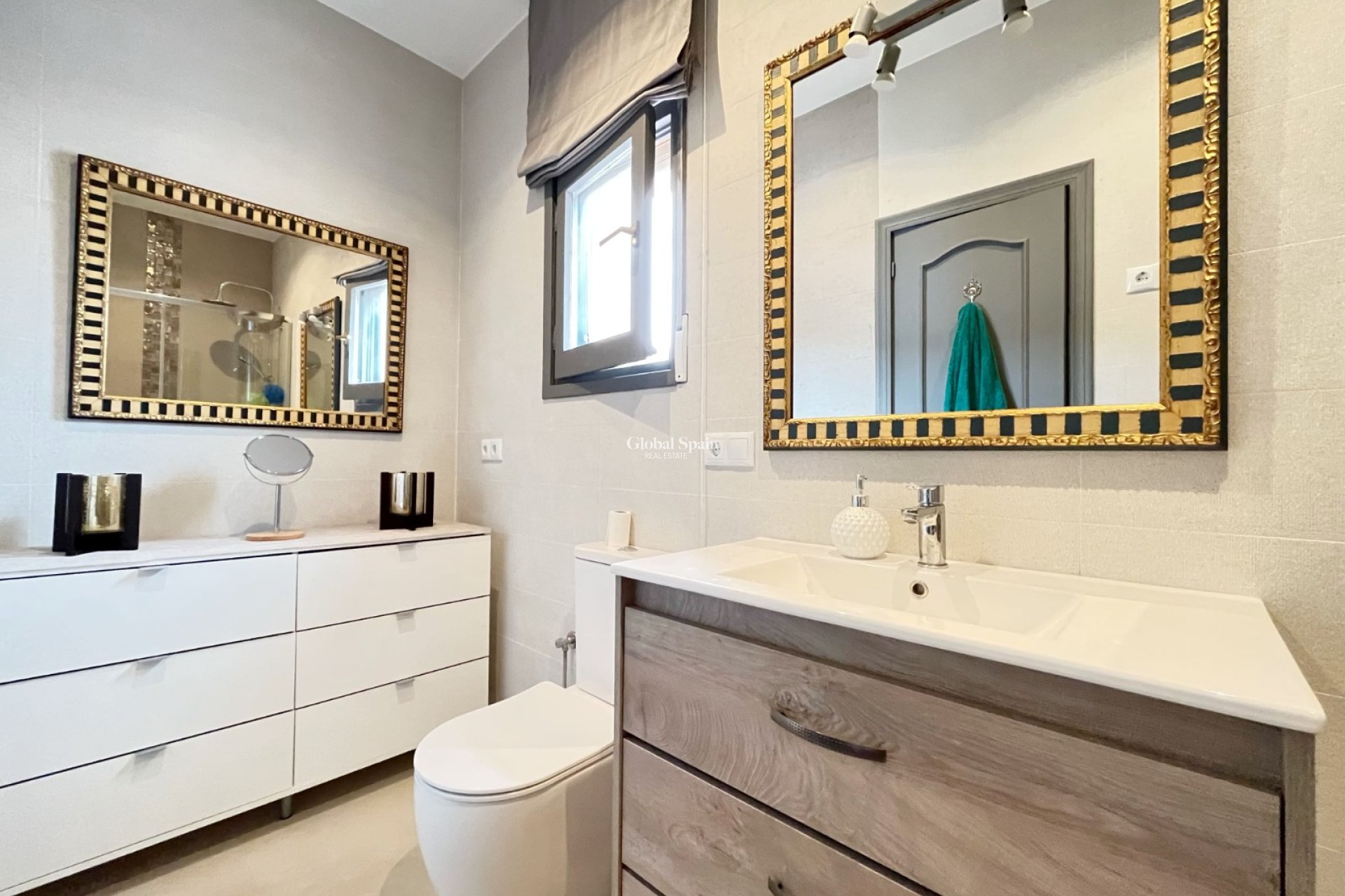 Resale - HOUSE -
Pedreguer