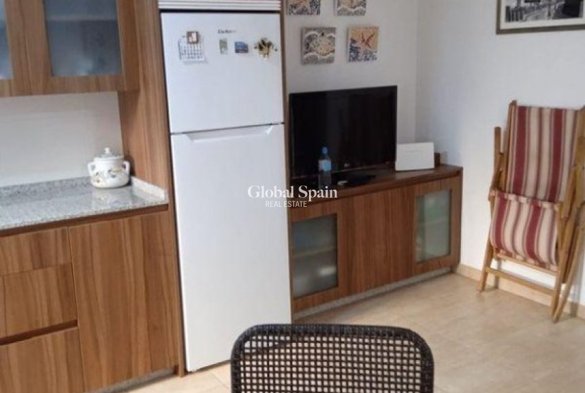 Resale - HOUSE -
PILAR DE LA HORADADA - Costa Blanca