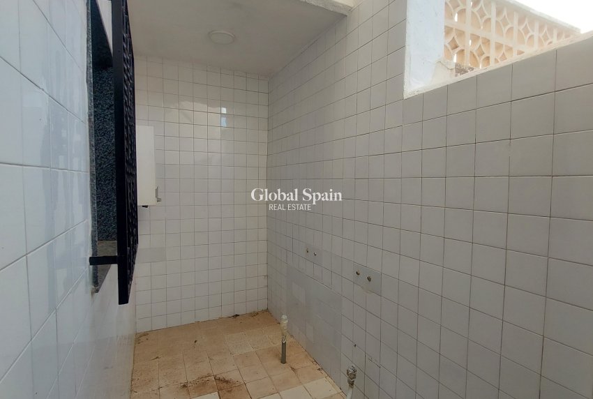 Resale - HOUSE -
PILAR DE LA HORADADA - Costa Blanca