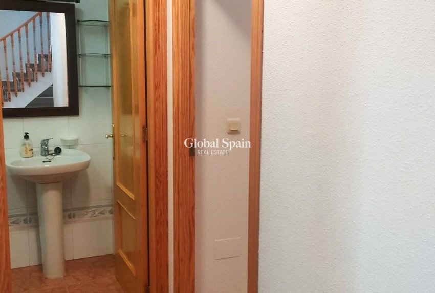 Resale - HOUSE -
PILAR DE LA HORADADA - La Torre de la Horadada