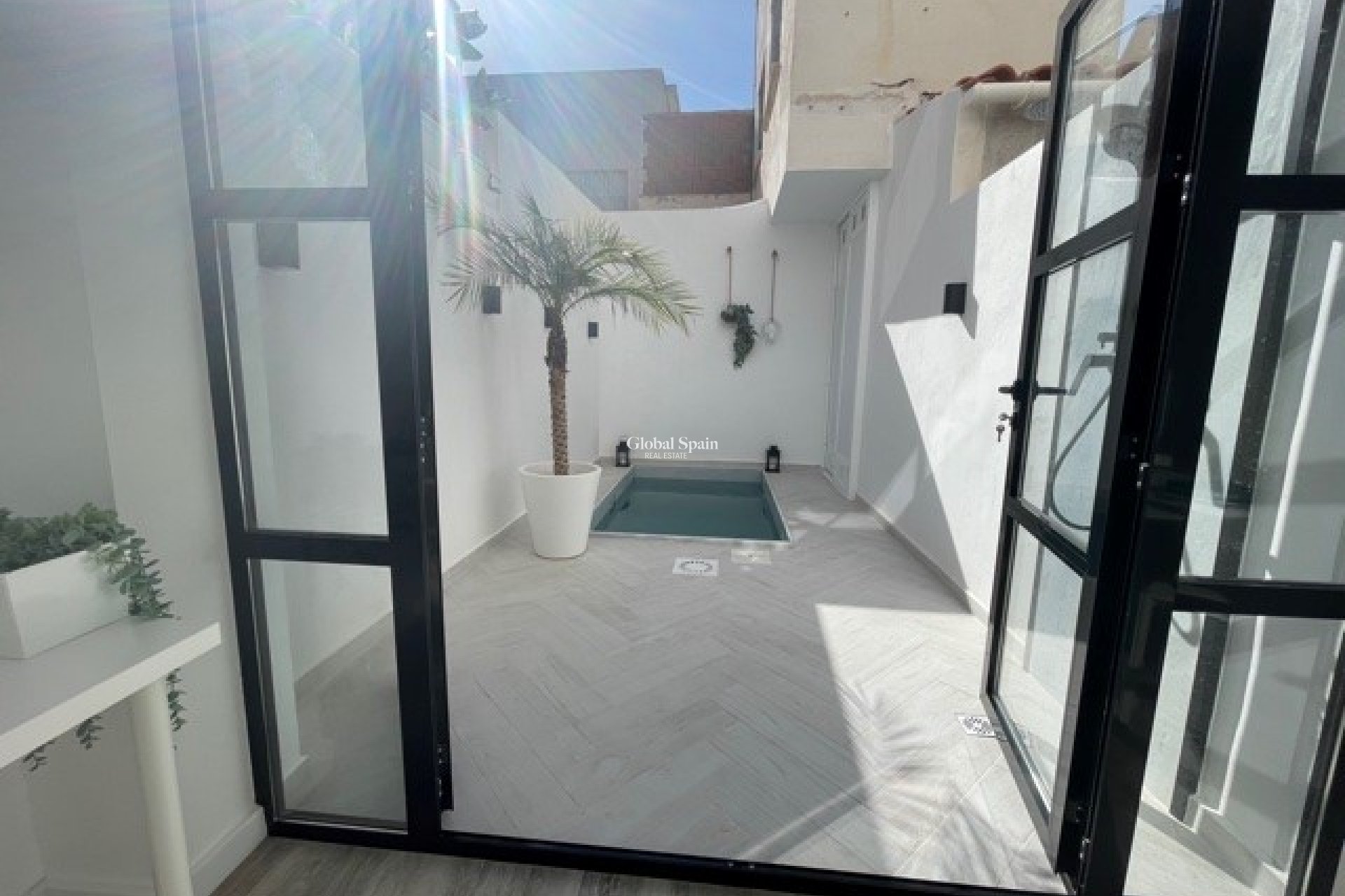 Resale - House -
PILAR DE LA HORADADA - La Torre de la Horadada