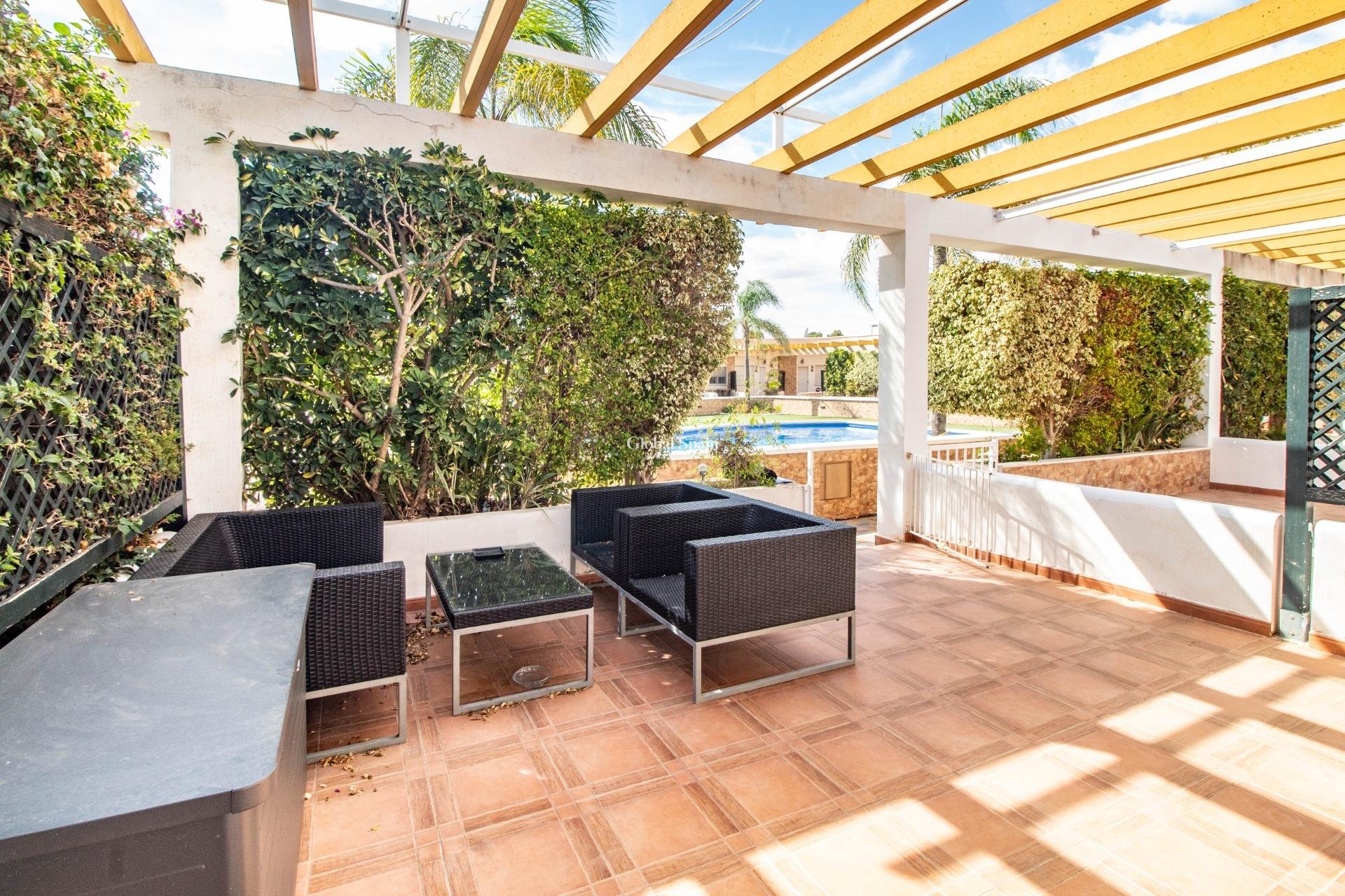 Resale - House -
PILAR DE LA HORADADA - MIL PALMERAS 