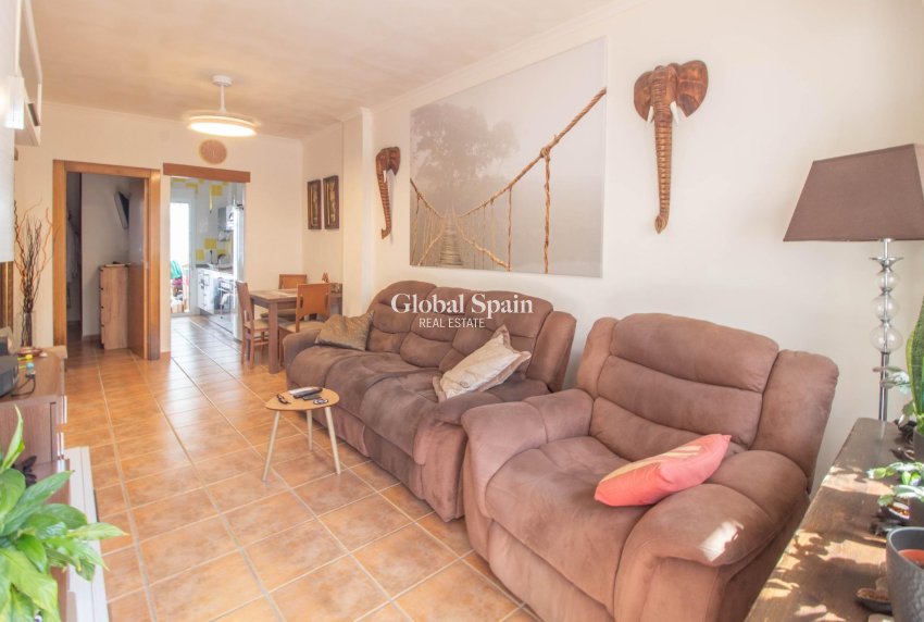 Resale - House -
PILAR DE LA HORADADA - MIL PALMERAS 