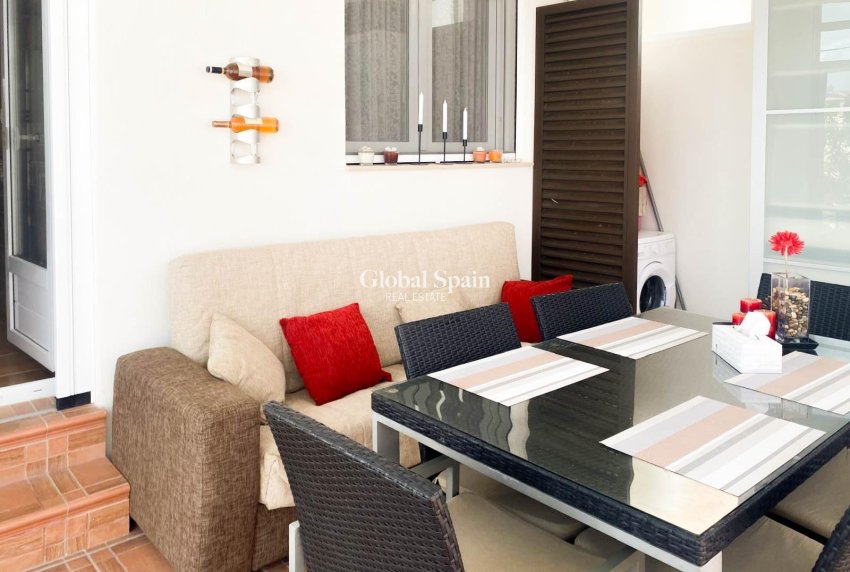 Resale - House -
PILAR DE LA HORADADA - MIL PALMERAS 