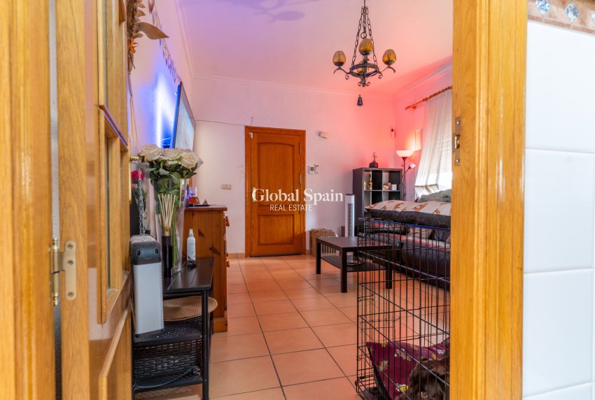 Resale - HOUSE -
PILAR DE LA HORADADA - Pinar de Campoverde