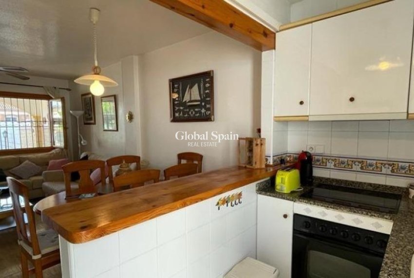 Resale - HOUSE -
PILAR DE LA HORADADA - PUEBLO LATINO