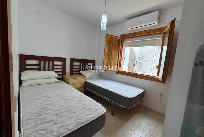 Resale - HOUSE -
PILAR DE LA HORADADA - Torre de la Horadada