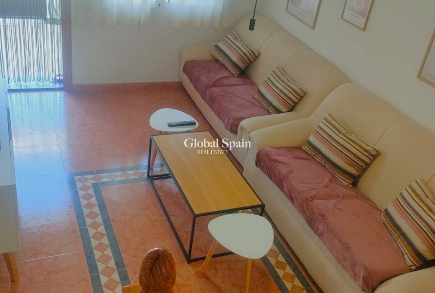 Resale - HOUSE -
PILAR DE LA HORADADA - Torre de la Horadada