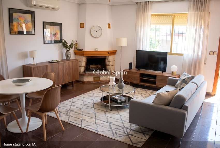 Resale - HOUSE -
PILAR DE LA HORADADA - Torre de la Horadada