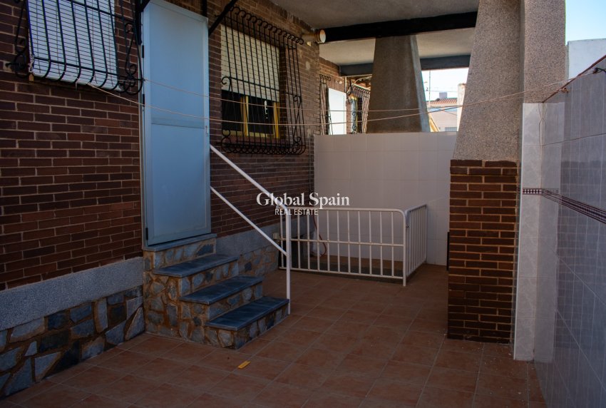 Resale - HOUSE -
PILAR DE LA HORADADA - Torre de la Horadada