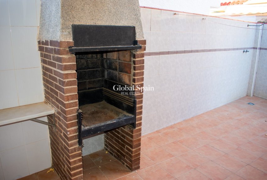 Resale - HOUSE -
PILAR DE LA HORADADA - Torre de la Horadada