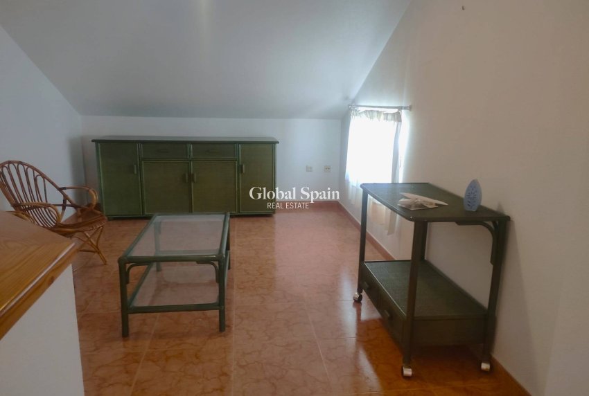 Resale - HOUSE -
PILAR DE LA HORADADA - Torre de la Horadada