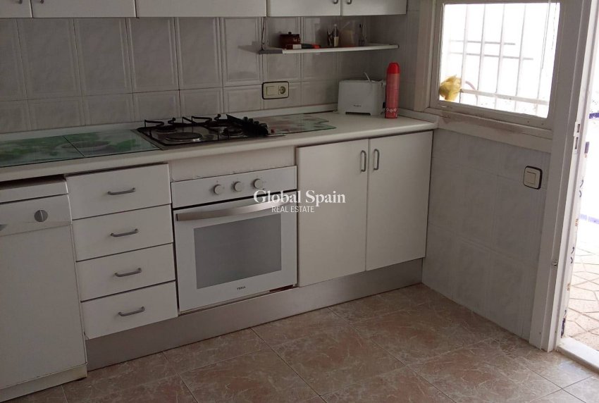 Resale - HOUSE -
PILAR DE LA HORADADA - Torre de la Horadada