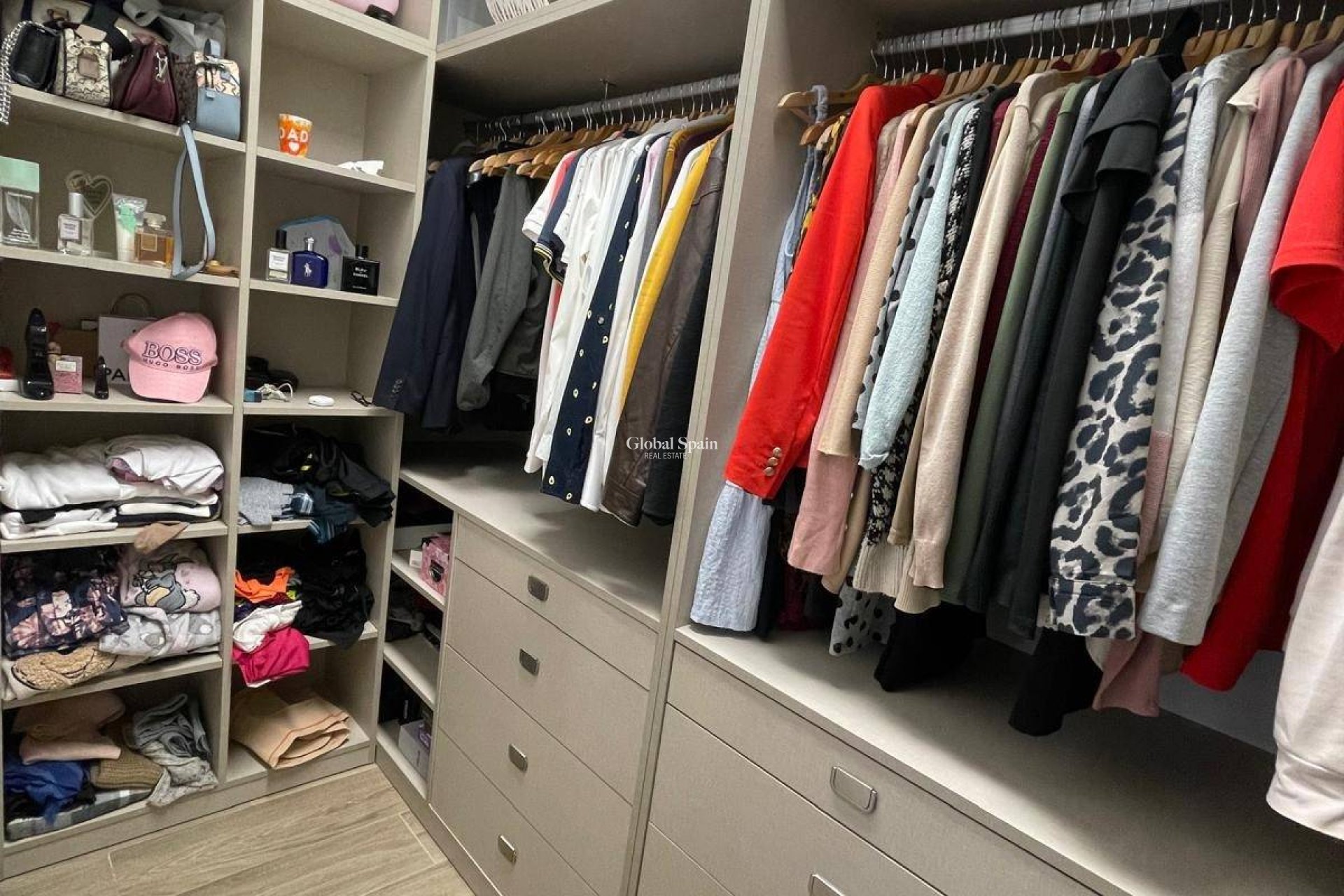 Resale - HOUSE -
PILAR DE LA HORADADA - Zona Pueblo