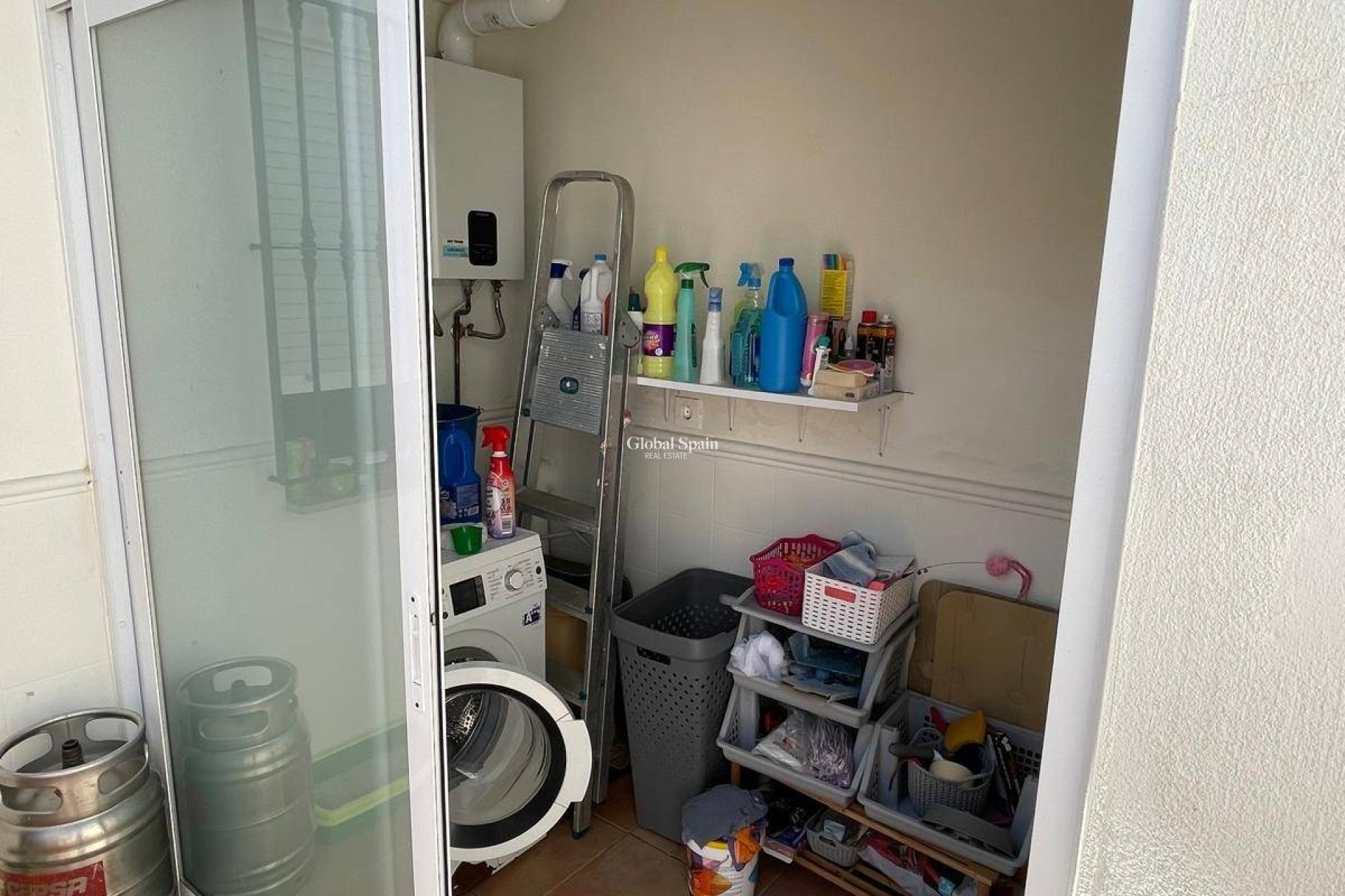 Resale - HOUSE -
PILAR DE LA HORADADA - Zona Pueblo