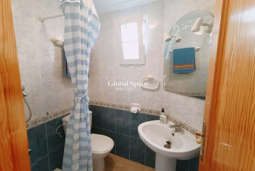 Resale - HOUSE -
PLAYA FLAMENCA - Costa Blanca