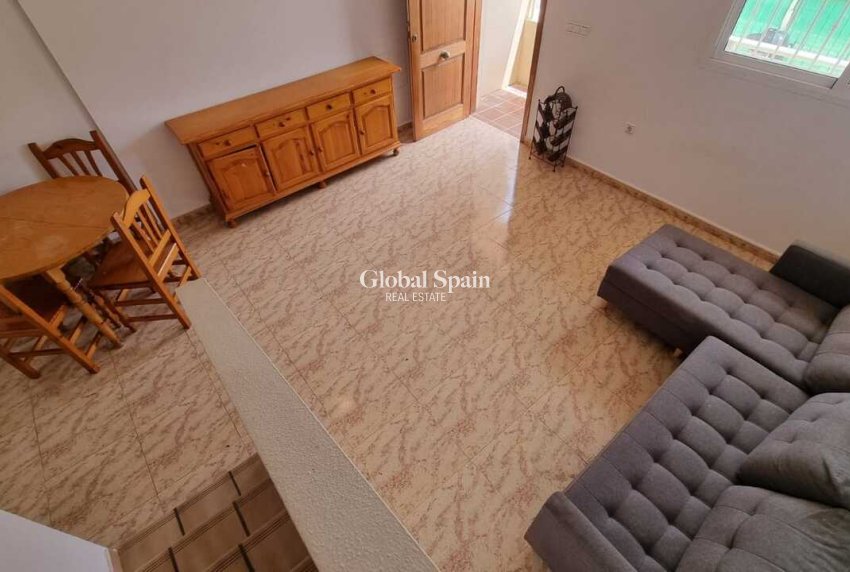 Resale - HOUSE -
PLAYA FLAMENCA - Costa Blanca