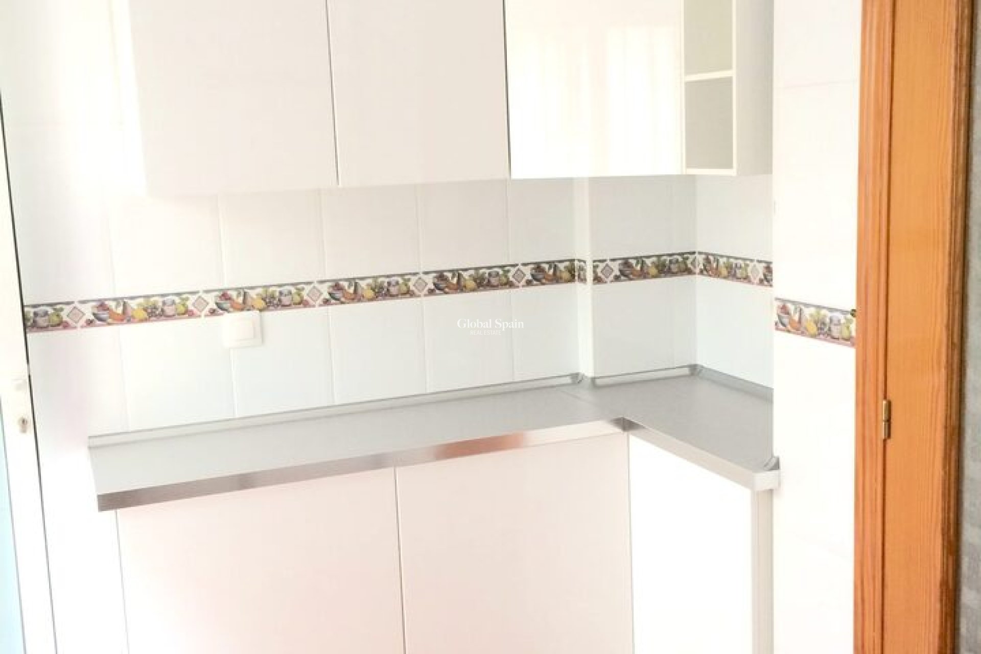 Resale - HOUSE -
PLAYA FLAMENCA - Costa Blanca