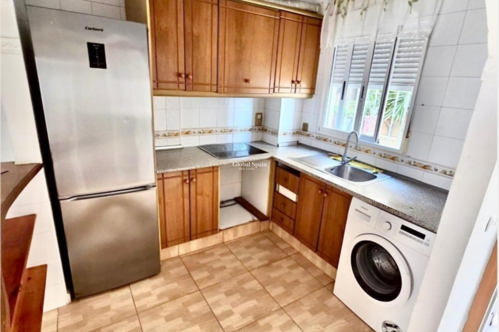 Resale - HOUSE -
PLAYA FLAMENCA - Costa Blanca