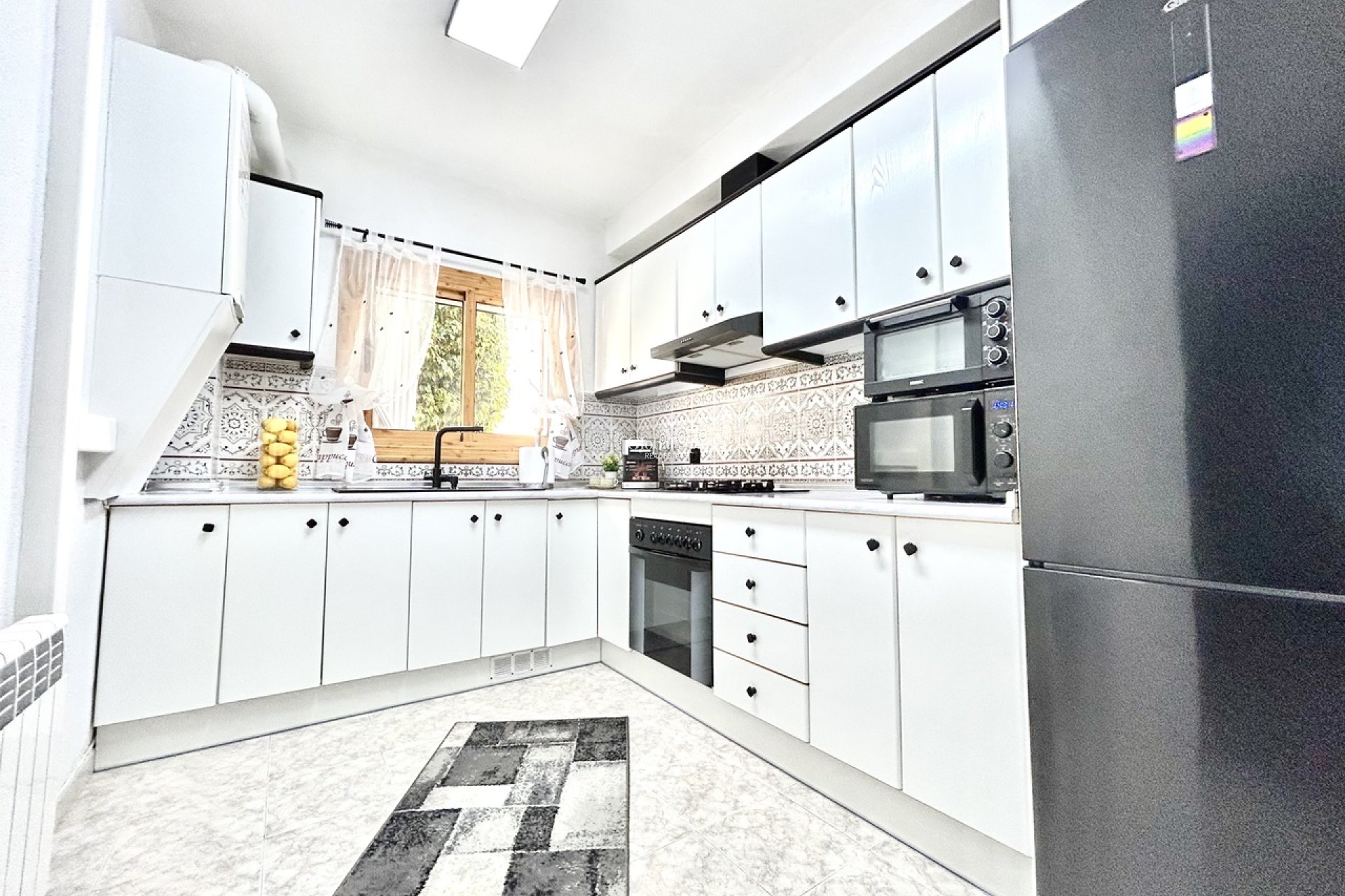 Resale - HOUSE -
PLAYA FLAMENCA - Costa Blanca