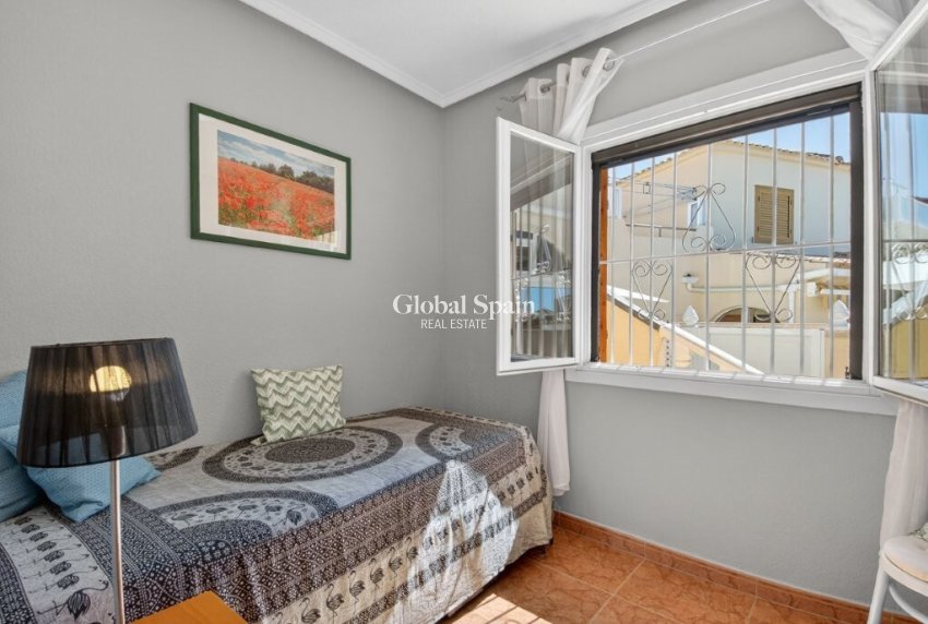 Resale - HOUSE -
PLAYA FLAMENCA - Serena III