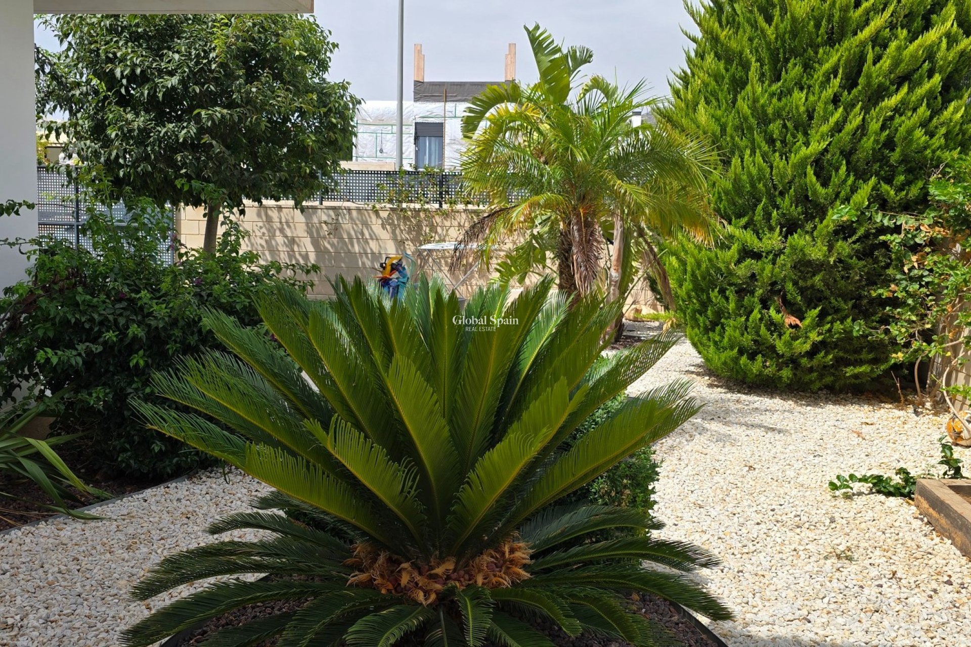 Resale - HOUSE -
POLOP - Alberca