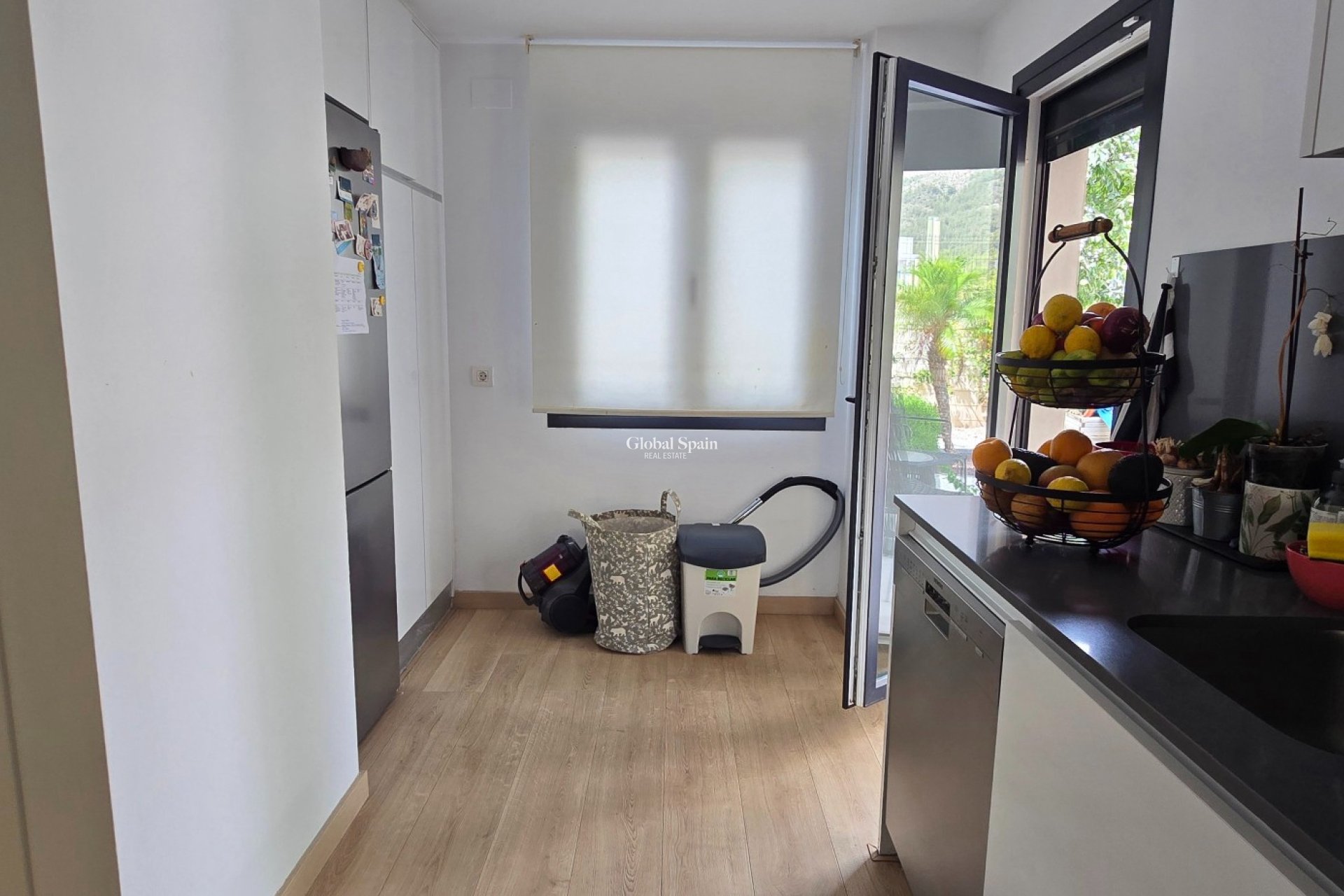 Resale - HOUSE -
POLOP - Alberca