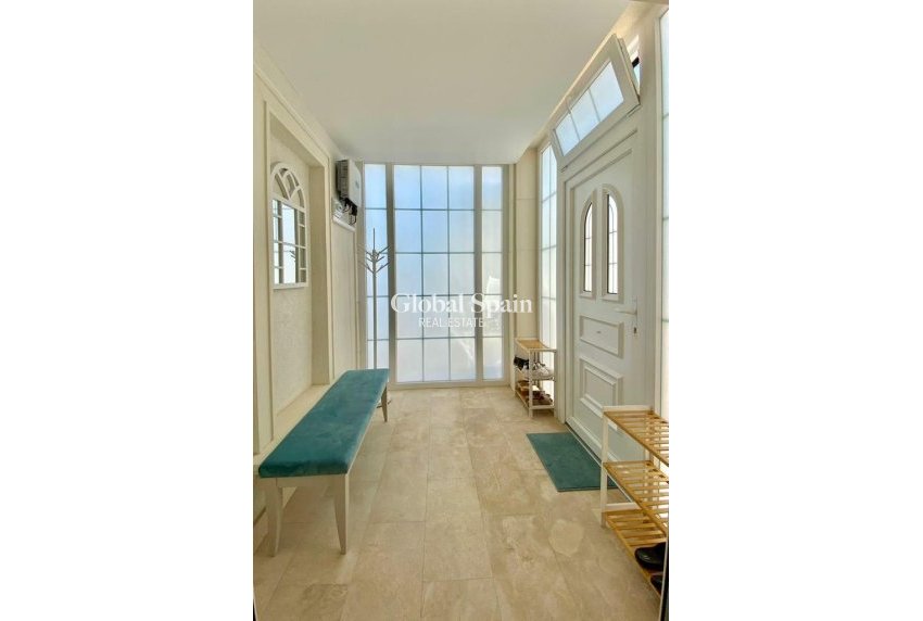 Resale - HOUSE -
POLOP - Costa Blanca