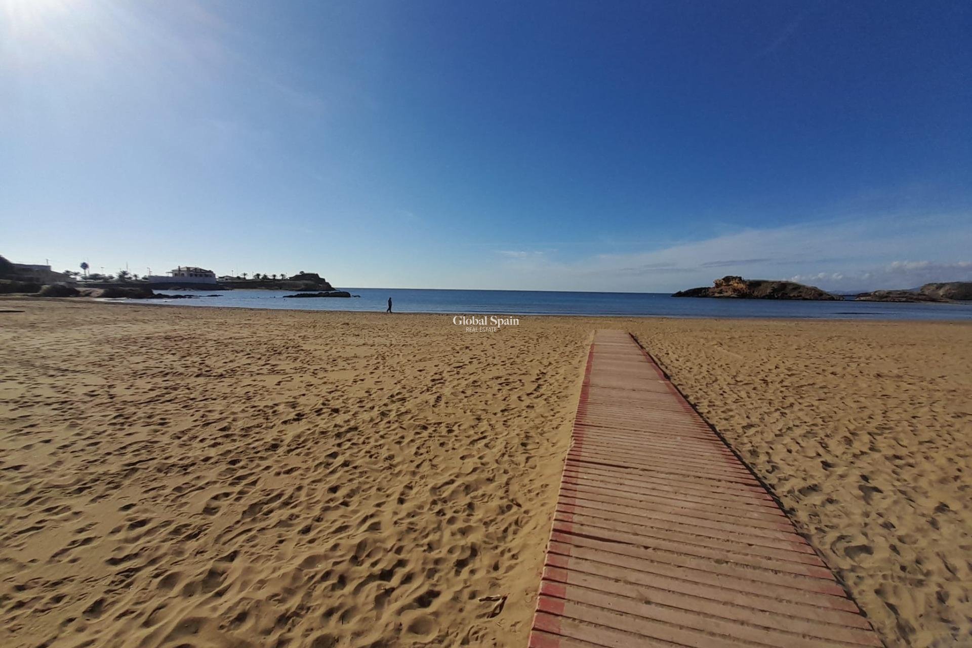 Resale - HOUSE -
PUERTO DE MAZARRÓN - Bahía