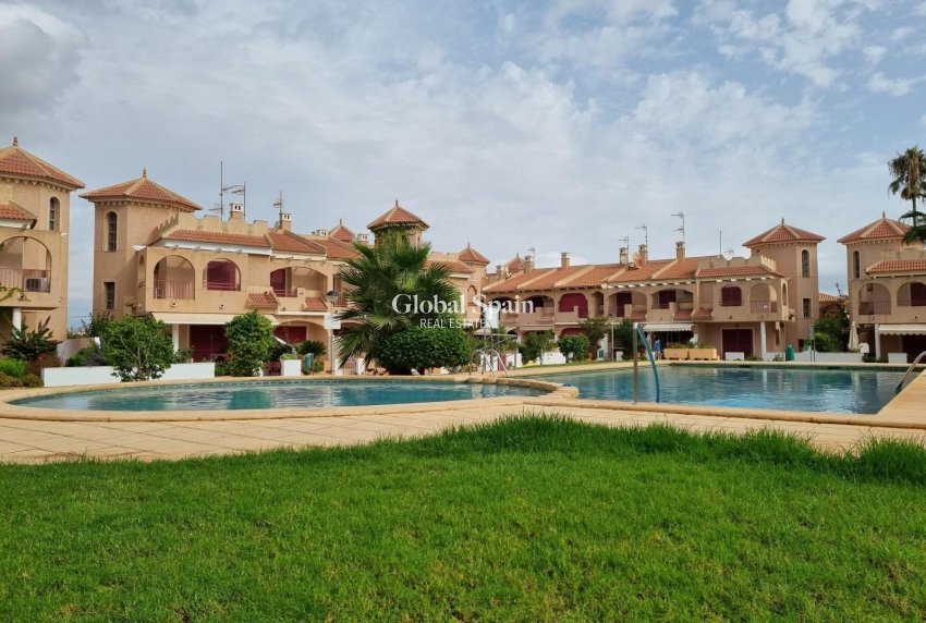Resale - HOUSE -
PUERTO DE MAZARRÓN - Bahía