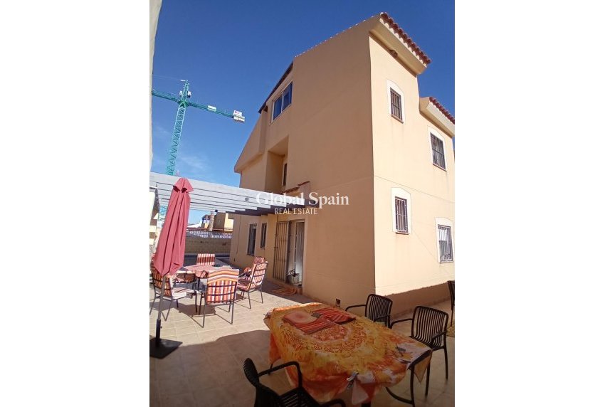 Resale - HOUSE -
PUERTO DE MAZARRÓN - Bolnuevo