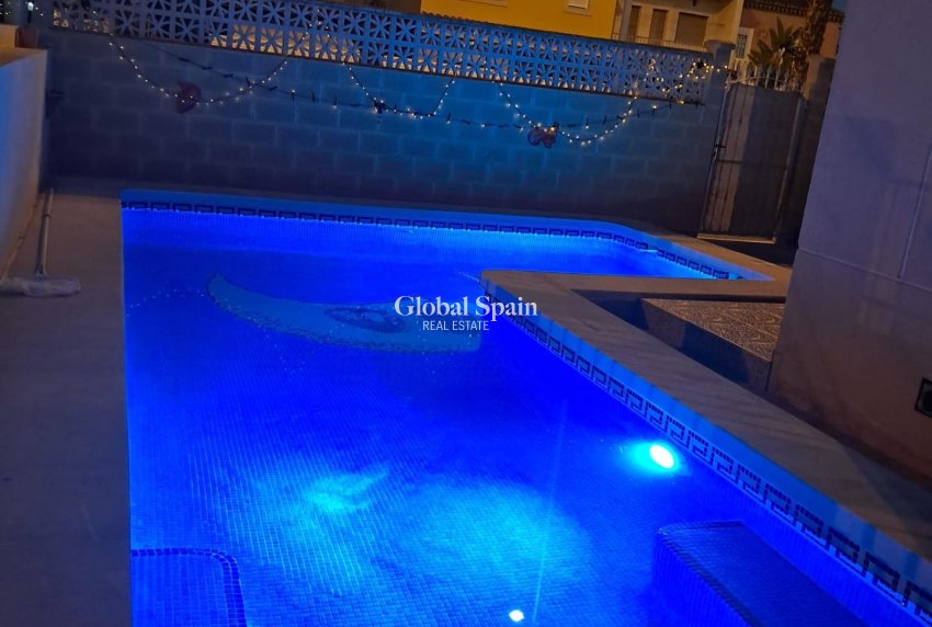 Resale - HOUSE -
PUERTO DE MAZARRÓN - Bolnuevo