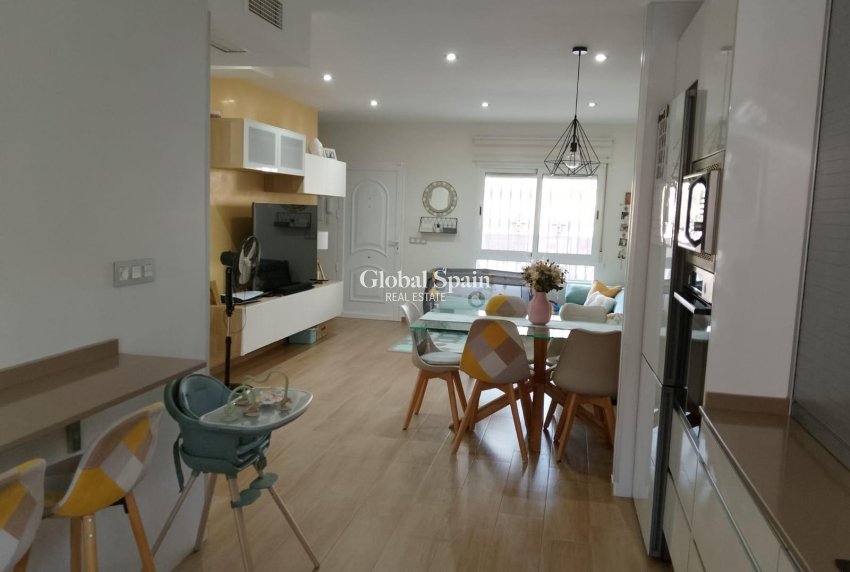 Resale - HOUSE -
PUERTO DE MAZARRÓN - Cuatro Plumas-la Cumbre