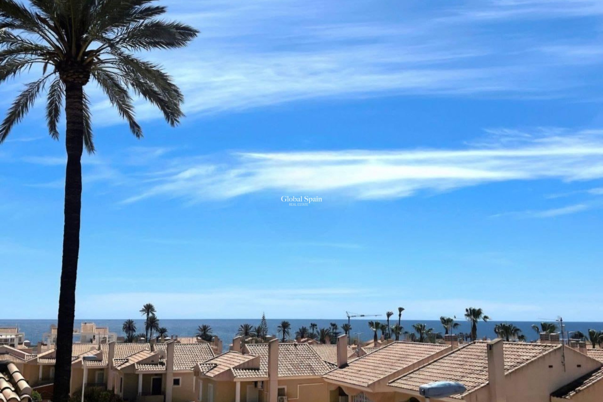 Resale - HOUSE -
PUERTO DE MAZARRÓN - El Alcolar