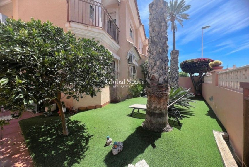 Resale - HOUSE -
PUERTO DE MAZARRÓN - El Alcolar