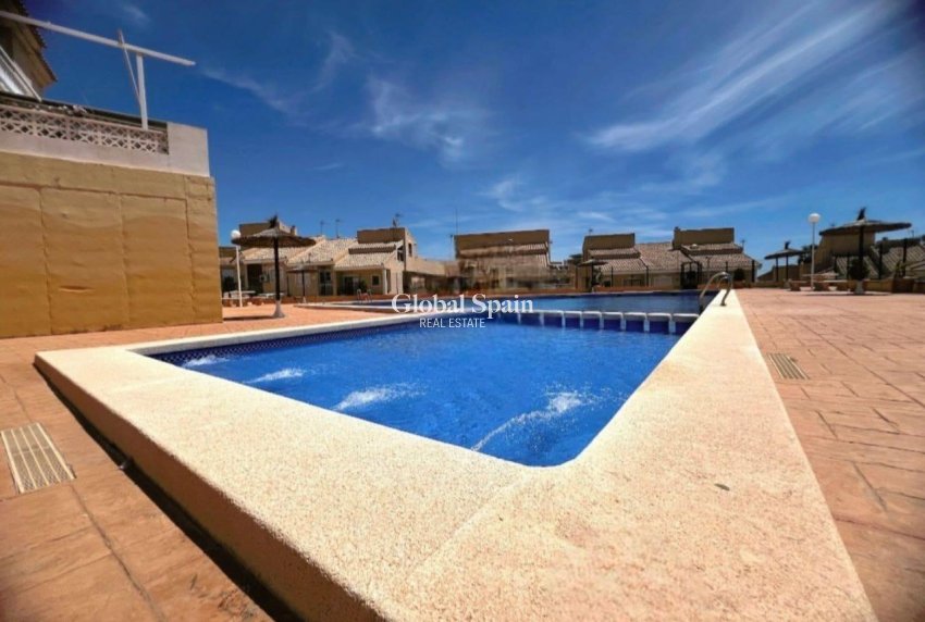 Resale - HOUSE -
PUERTO DE MAZARRÓN - El Alcolar