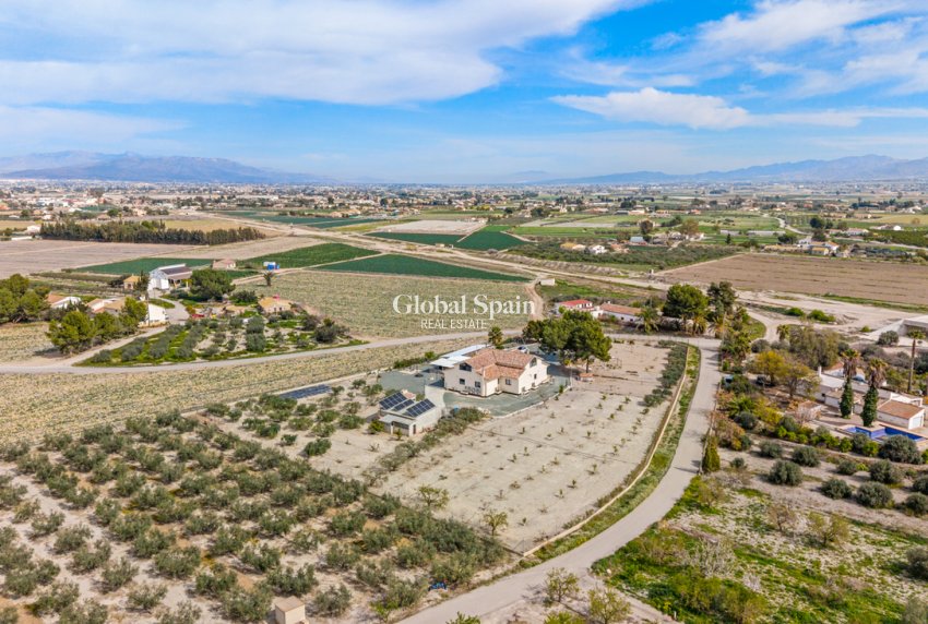 Resale - HOUSE -
PUERTO LUMBRERAS - El Esparragal