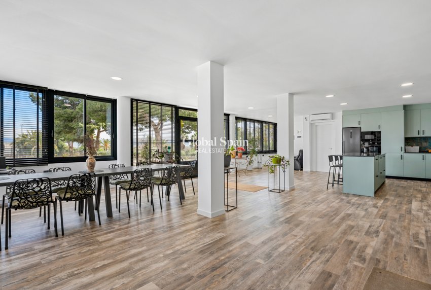 Resale - HOUSE -
PUERTO LUMBRERAS - El Esparragal