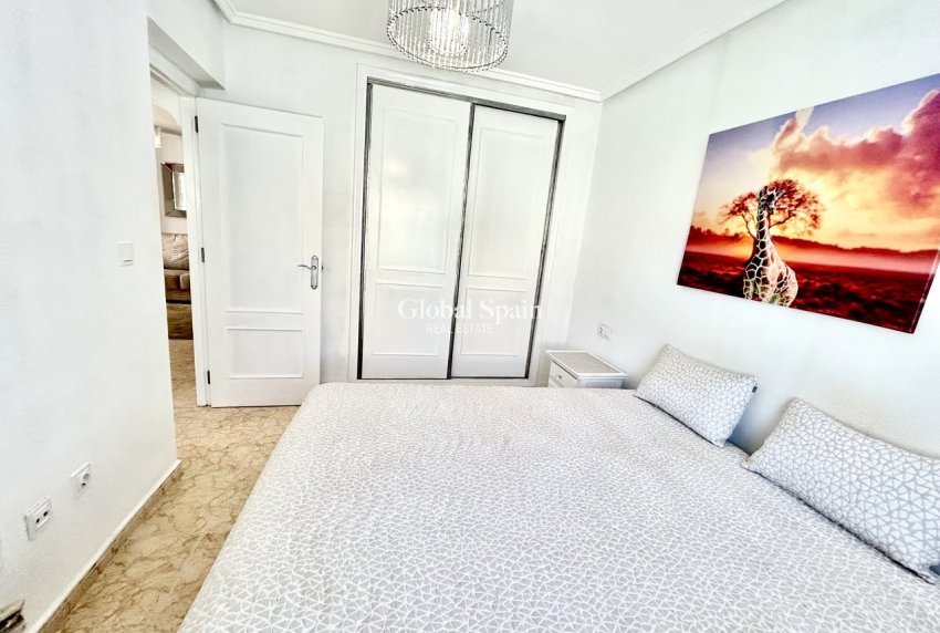 Resale - HOUSE -
PUNTA PRIMA - Costa Blanca