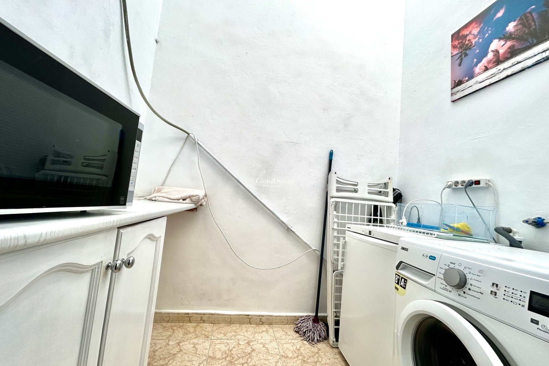 Resale - HOUSE -
PUNTA PRIMA - Costa Blanca